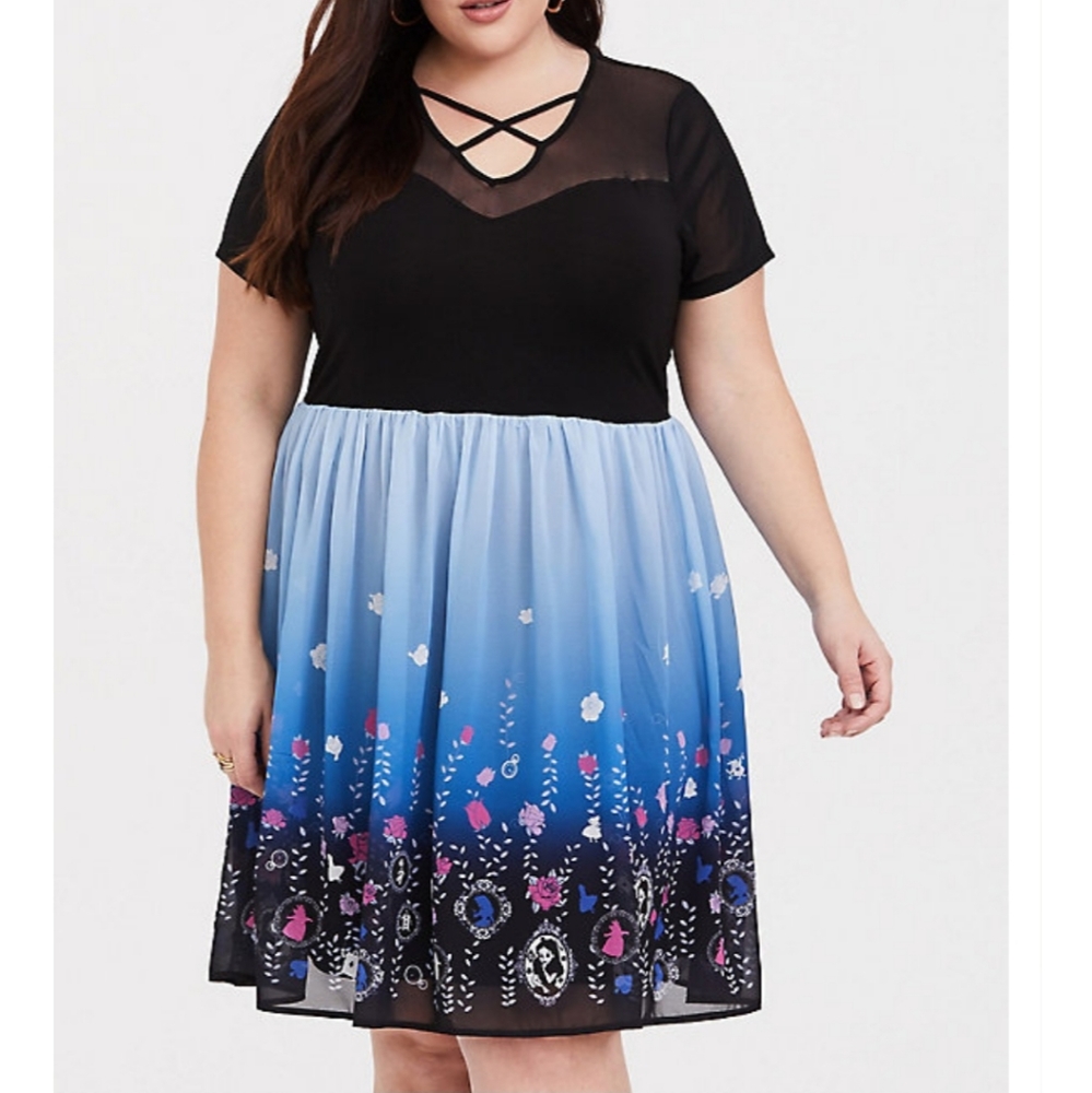 Alice in Wonderland Dress
